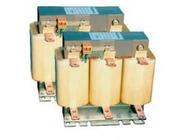 高精度全自動穩(wěn)壓器介紹